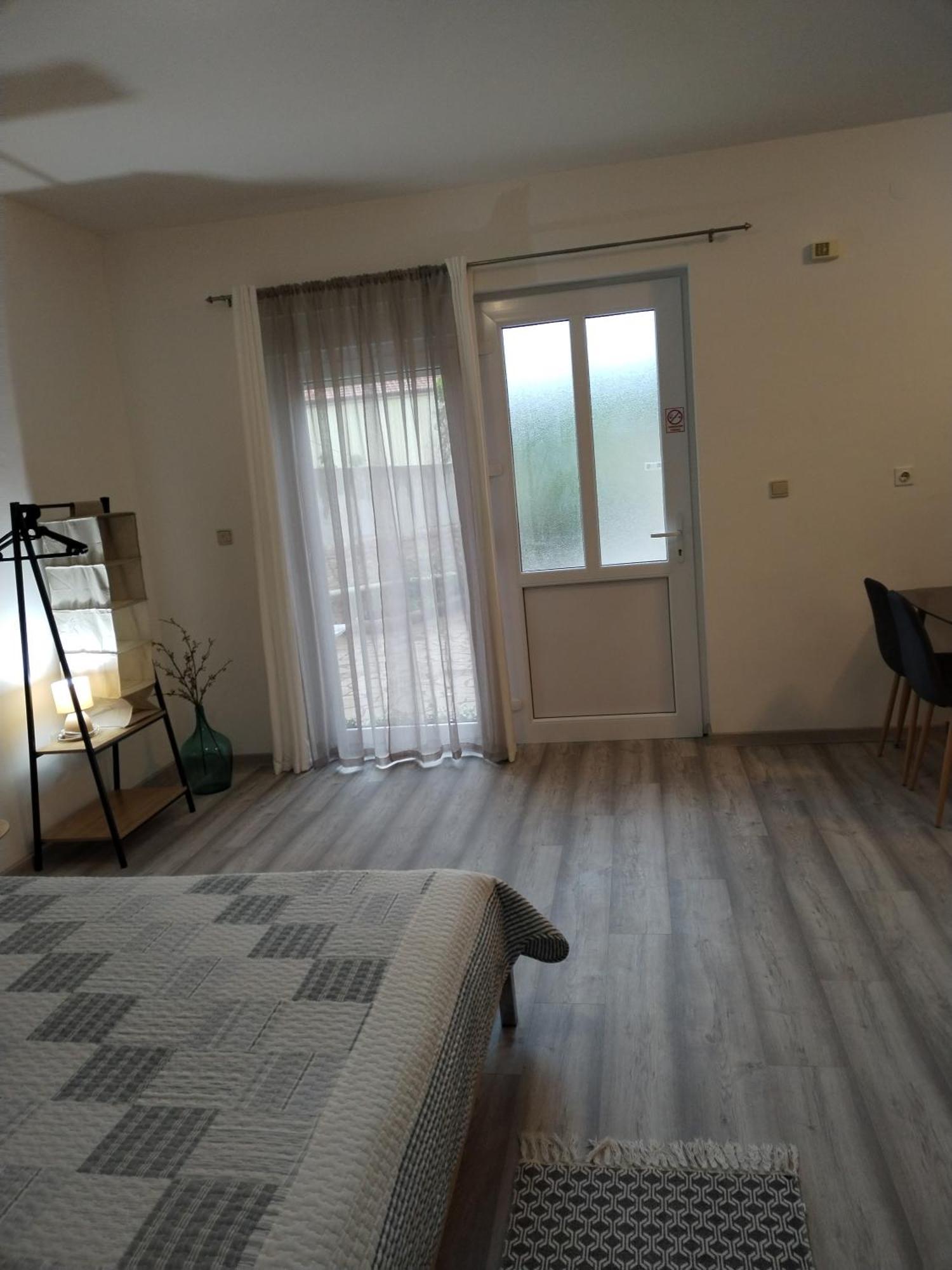 Apartments Mirijana Pula Exterior foto
